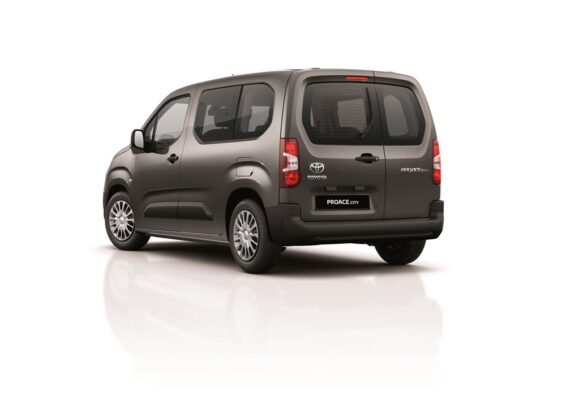 Toyota Proace City zaga