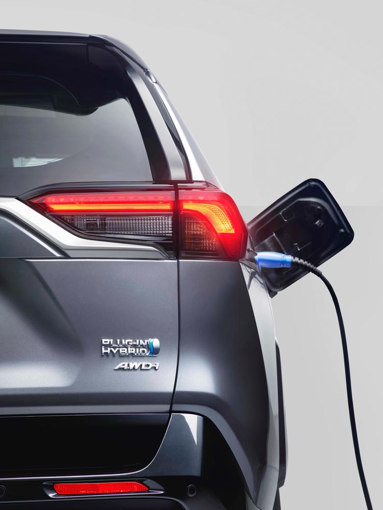 Toyota RAV4 Plug-in Hybrid enchufe