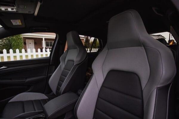 VW Golf GTE interior