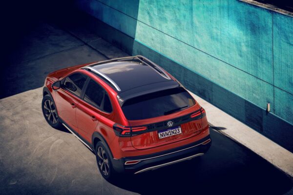 Volkswagen Nivus vista trasera