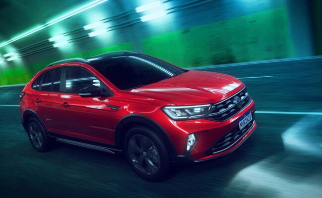 Volkswagen Nivus movimiento frontal
