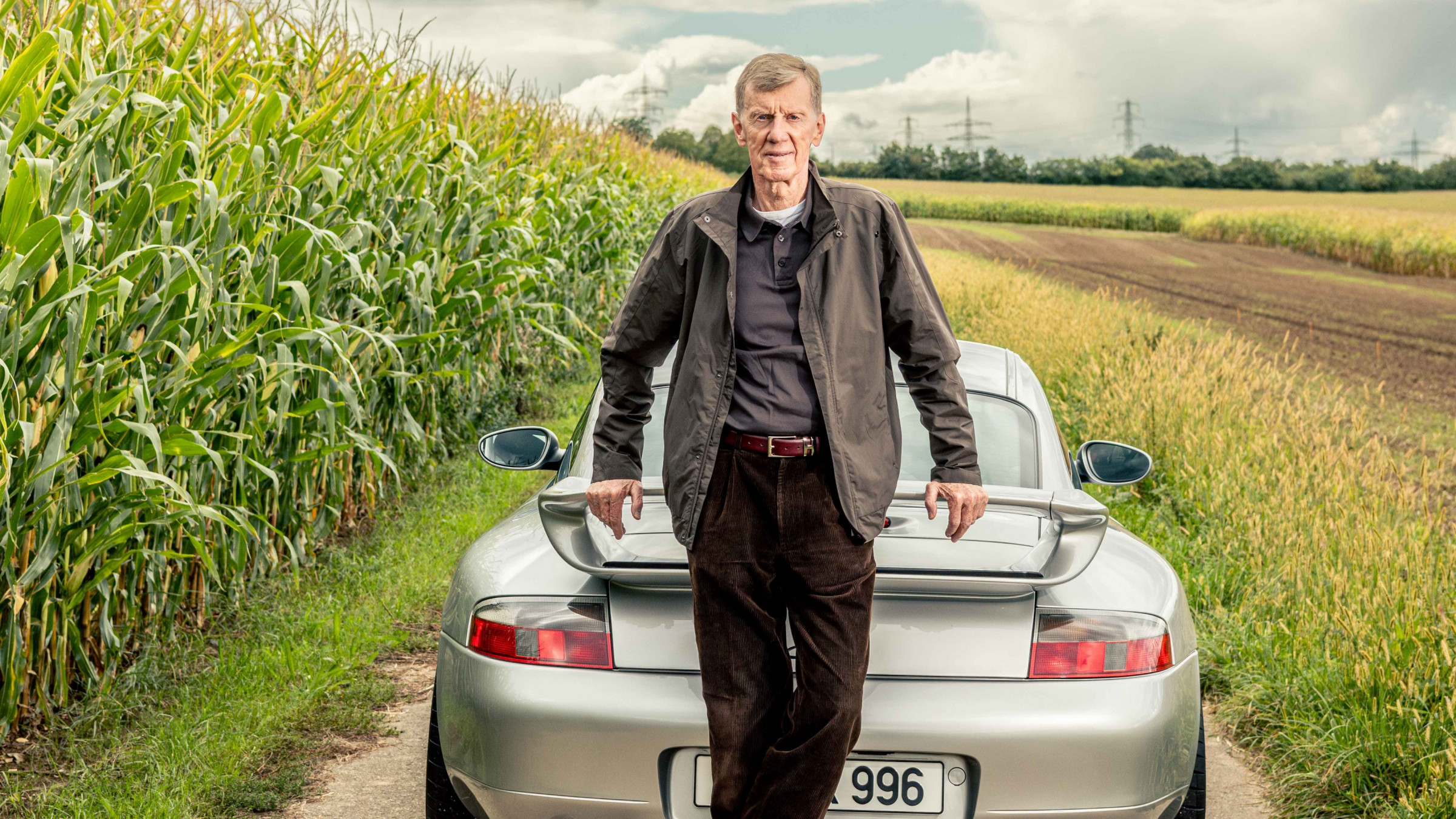 Walter Röhrl junto al GT3 996