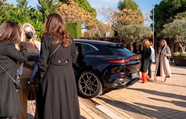 Women’s Supercars Club