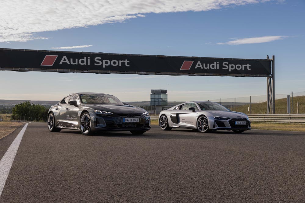 Audi e-Tron GT RS y Audi R8 Coupé