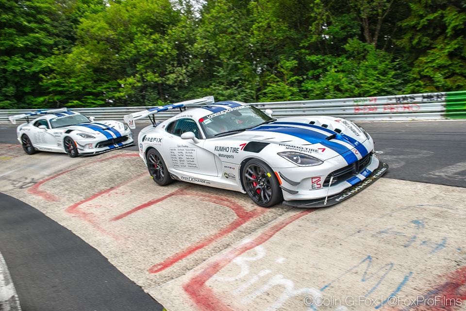 «7:01», la historia en vídeo detrás del romántico récord del Dodge Viper ACR en Nürburgring