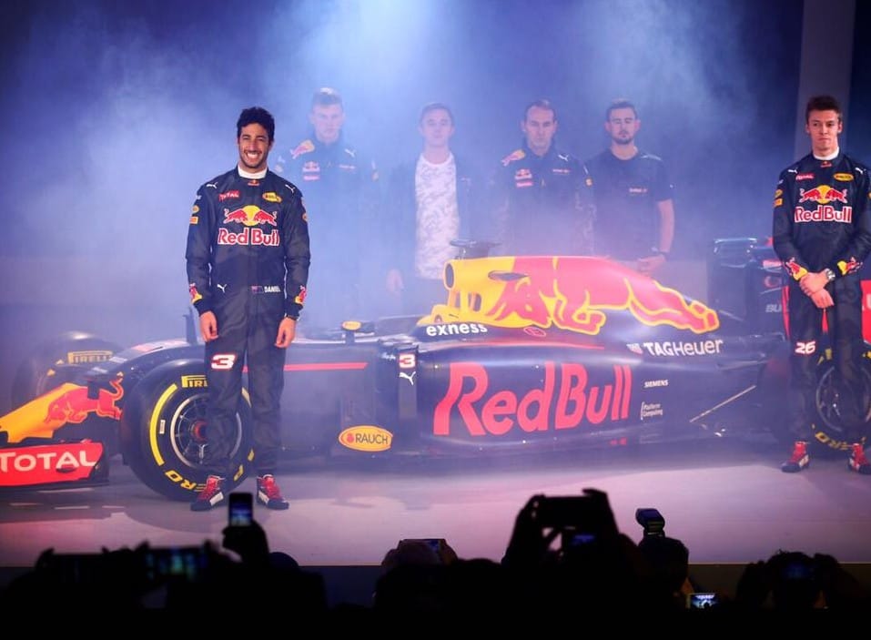 Red Bull Racing –TAG Heuer RB12 y el triste final de los Pirelli