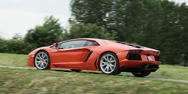 lamborghini_tosca_the_aventador_based_hybrid_test_mule_600