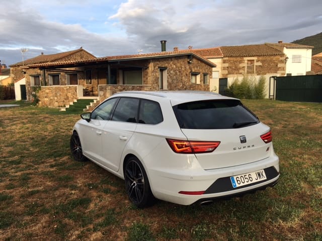 Prueba Seat León Cupra ST DSG, el taxi más rápido del Oeste