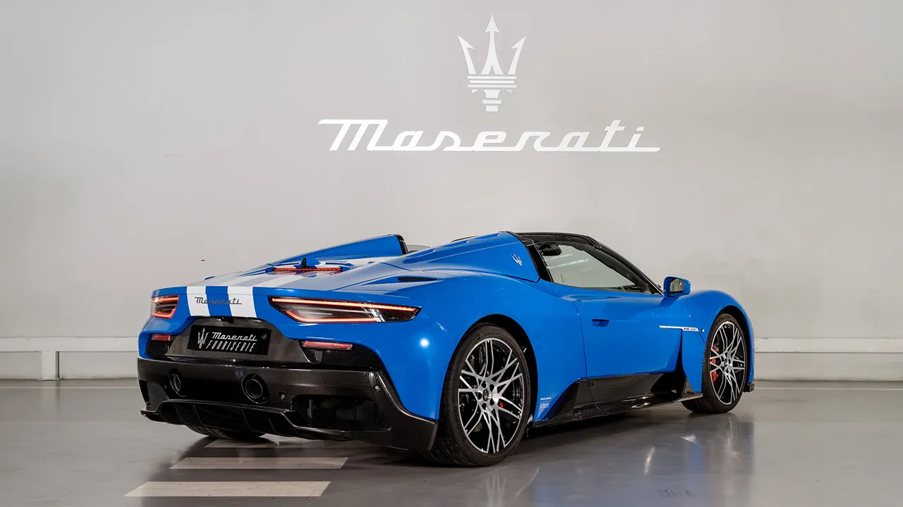 Maserati ha querido explicarle a sus hijos la esencia de la marca con el MC20