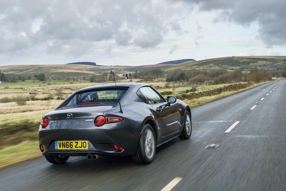 Escapada Mazda MX-5 RF 2018: a la caza del eclipse