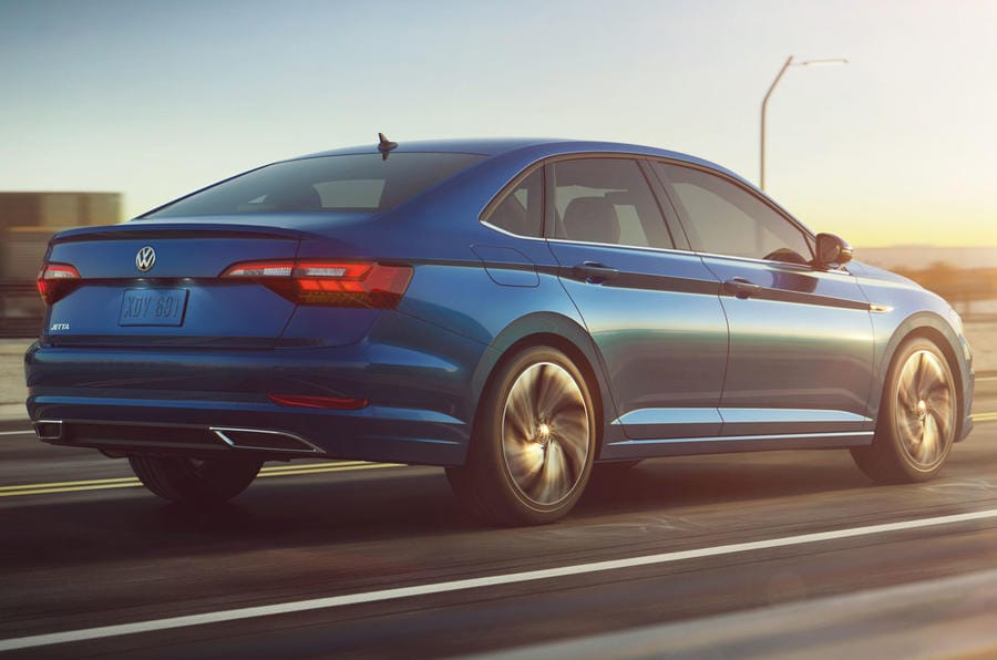 Volkswagen Jetta 2018: la nueva variante gana un aspecto más afilado y una nueva transmisión