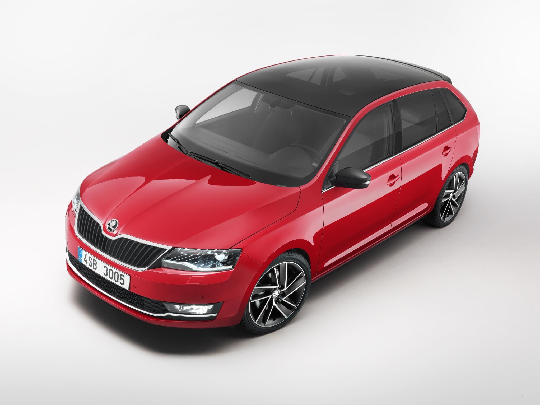 Nuevos Skoda Rapid y Spacekack: la clase media también se actualiza