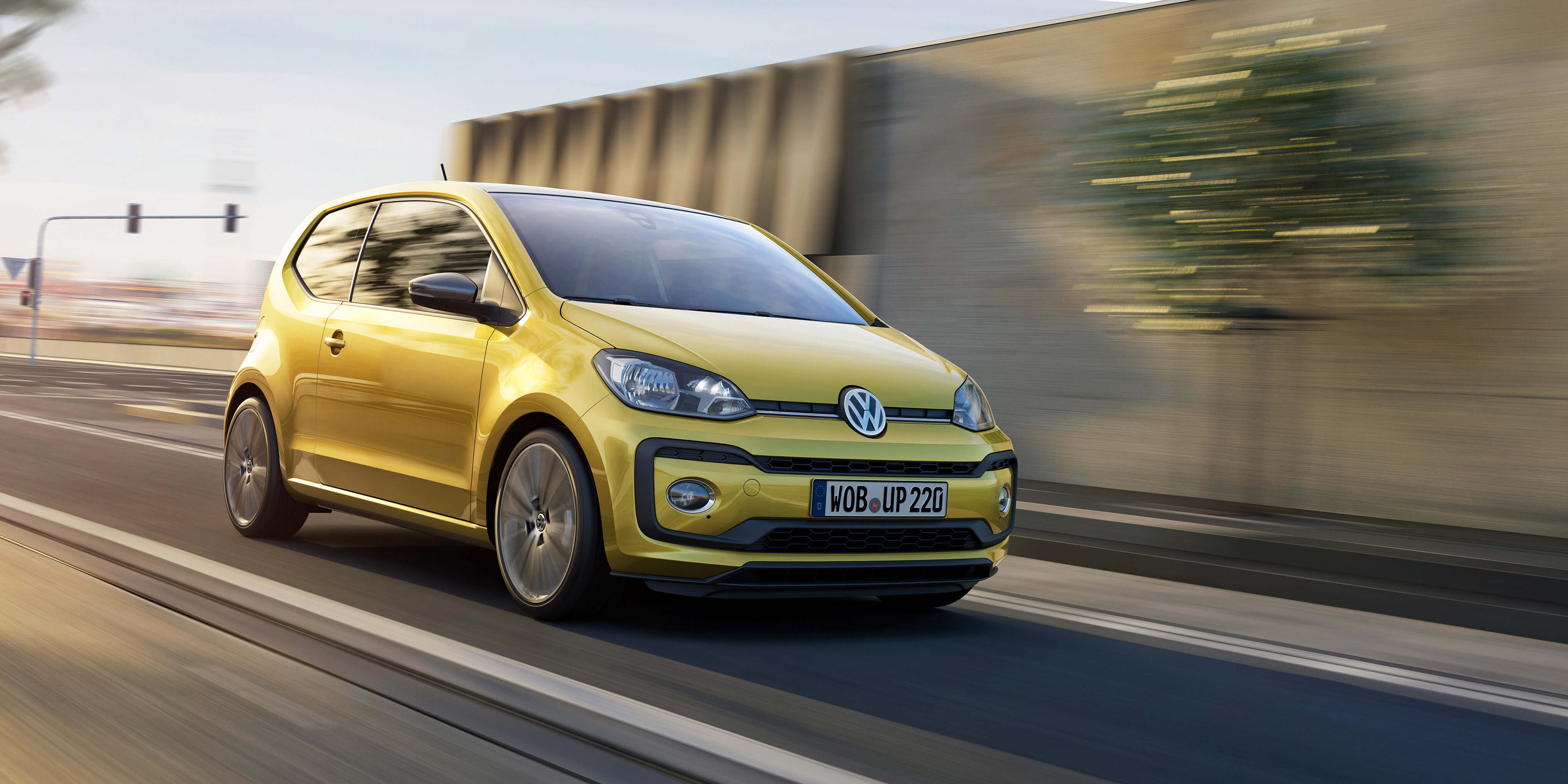 Volkswagen Up! se actualiza en Ginebra y llega con nuevo compañero