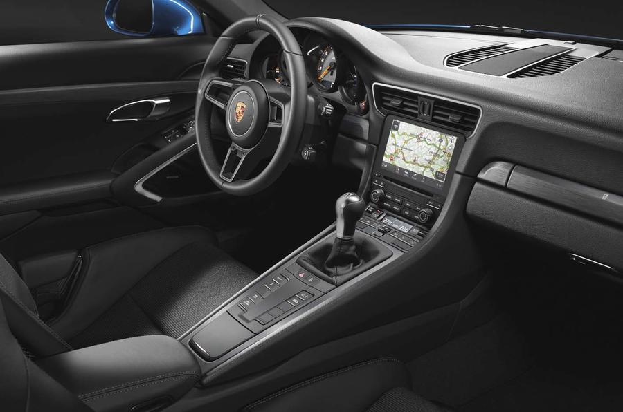 porsche-911 gt3 touring package-vista-interior