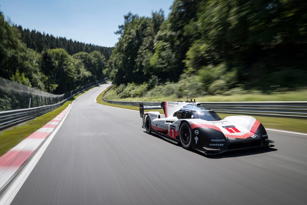 el Porsche 919 Hybrid EVO rodando por circuito