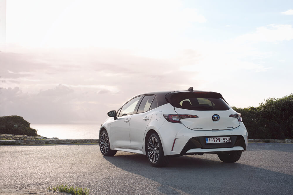 Toyota Corolla 2019 5 puertas blanco