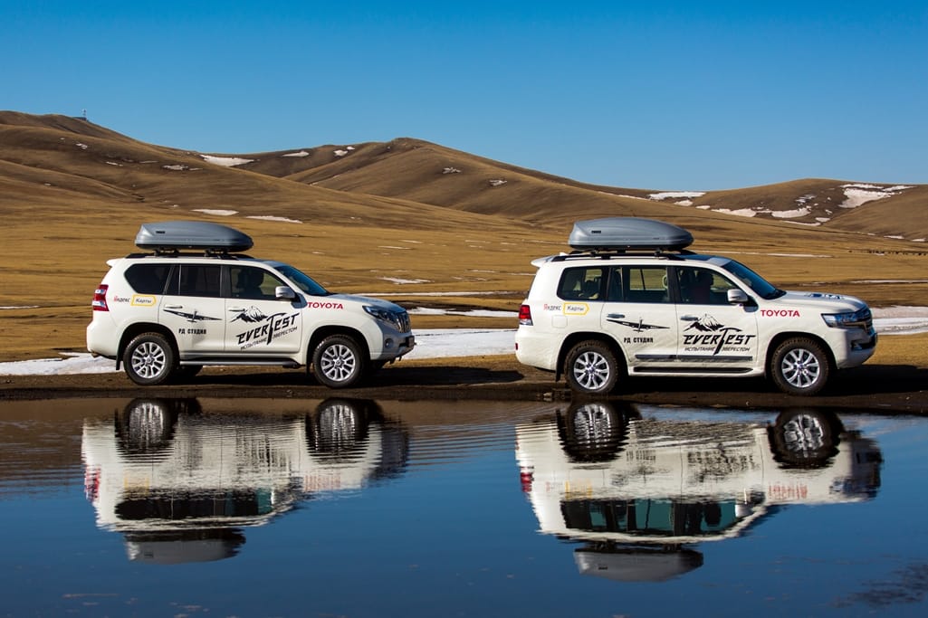 Toyota Land Cruiser: Ida y Vuelta al Everest